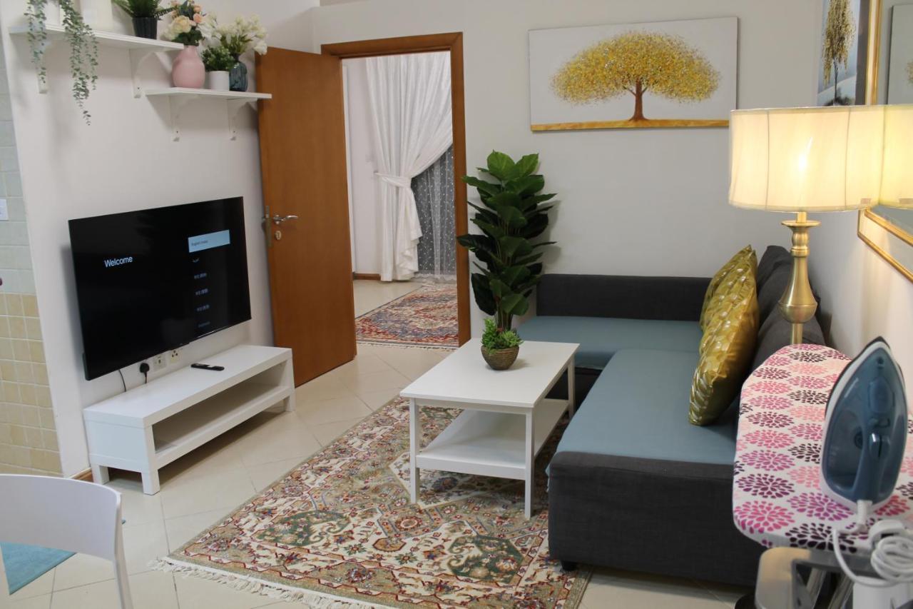 Newly Furnished Cozy 1 Bedroom Apartment Close To Jbr Beach And Metro Дубай Экстерьер фото